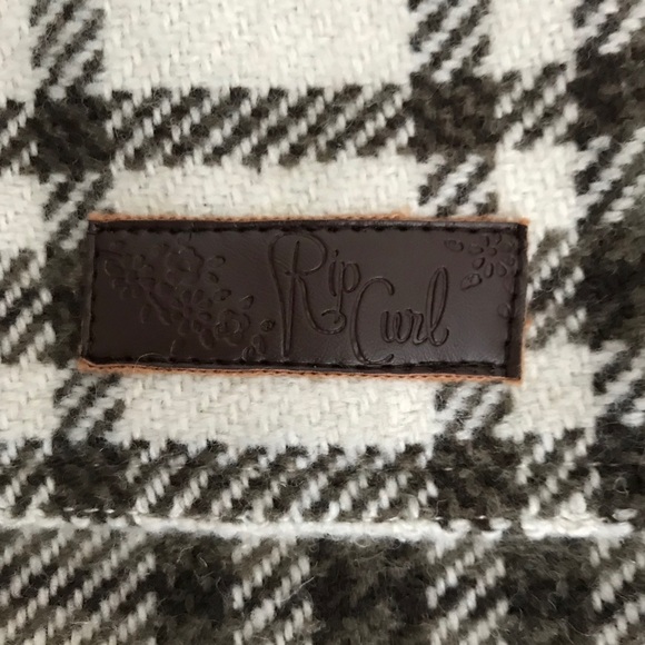 RipCurl Toggle Jacket, Medium - Picture 3 of 5